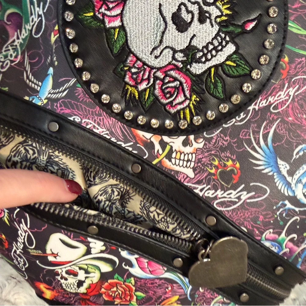 Ed Hardy Large Tote with Crossbody Strap - Picture 7 of 7